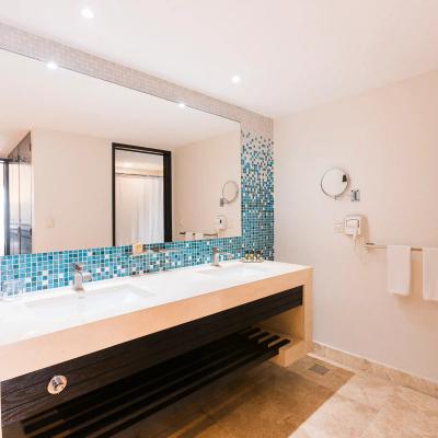 Junior Suite with 2 Queen Size Beds and Kitchenette Azul Ixtapa All Inclusive Beach Resort Convention Center Hotel Ixtapa Zihuatanejo Junior Suite with 2 Queen Size Beds and Kitchenette Azul Ixtapa All Inclusive Beach Resort Convention Center Hotel Ixtapa Zihuatanejo